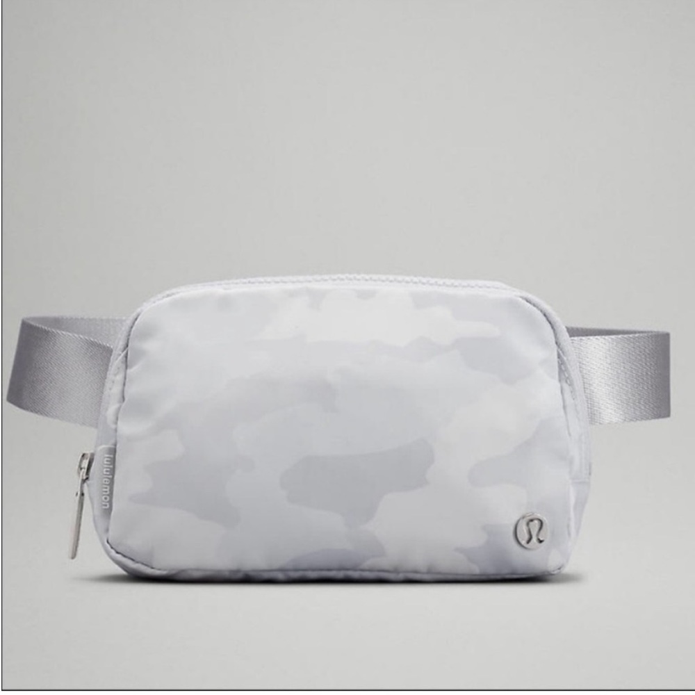 EUC Everywhere belt bag